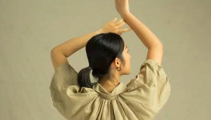 威廉希尔官网-WTT新加坡大满贯：孙颖莎3-1帕拉南 国乒多人携手晋级