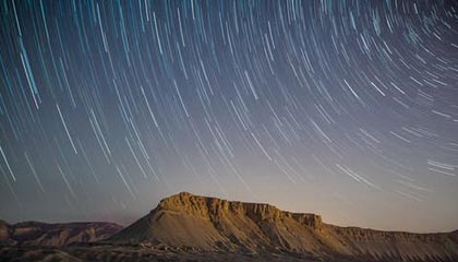 威廉希尔官网-WTT新加坡大满贯：孙颖莎3-1帕拉南 国乒多人携手晋级